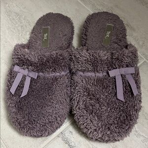 Slippers Lavender Size Medium 38 European Size  (size 7.5)